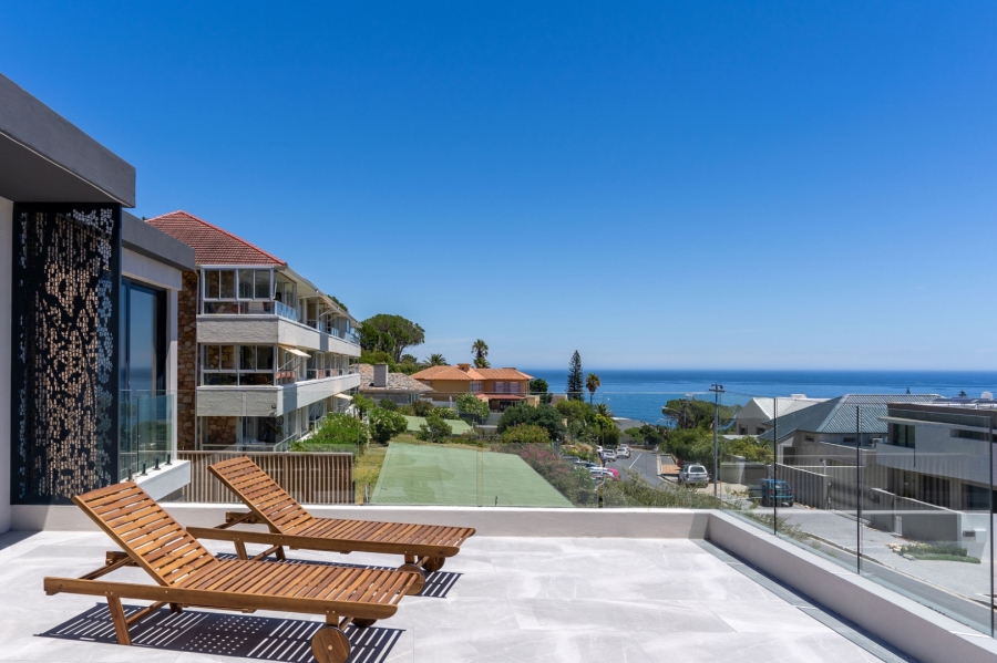 To Let 4 Bedroom Property for Rent in Camps Bay Western Cape